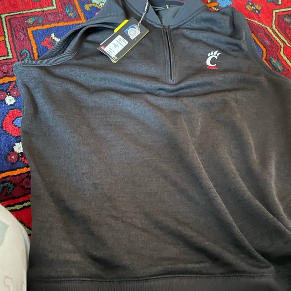 UnderArmour and champion sports T-shirts - Picture 3 of 12